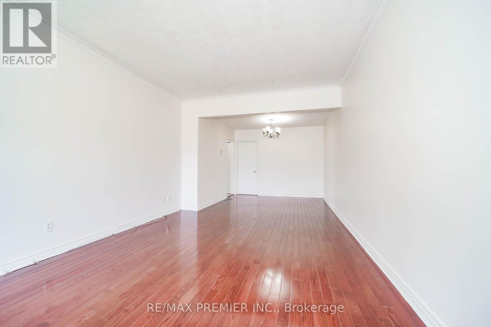 14 Yatescastle Drive Property Photo 11