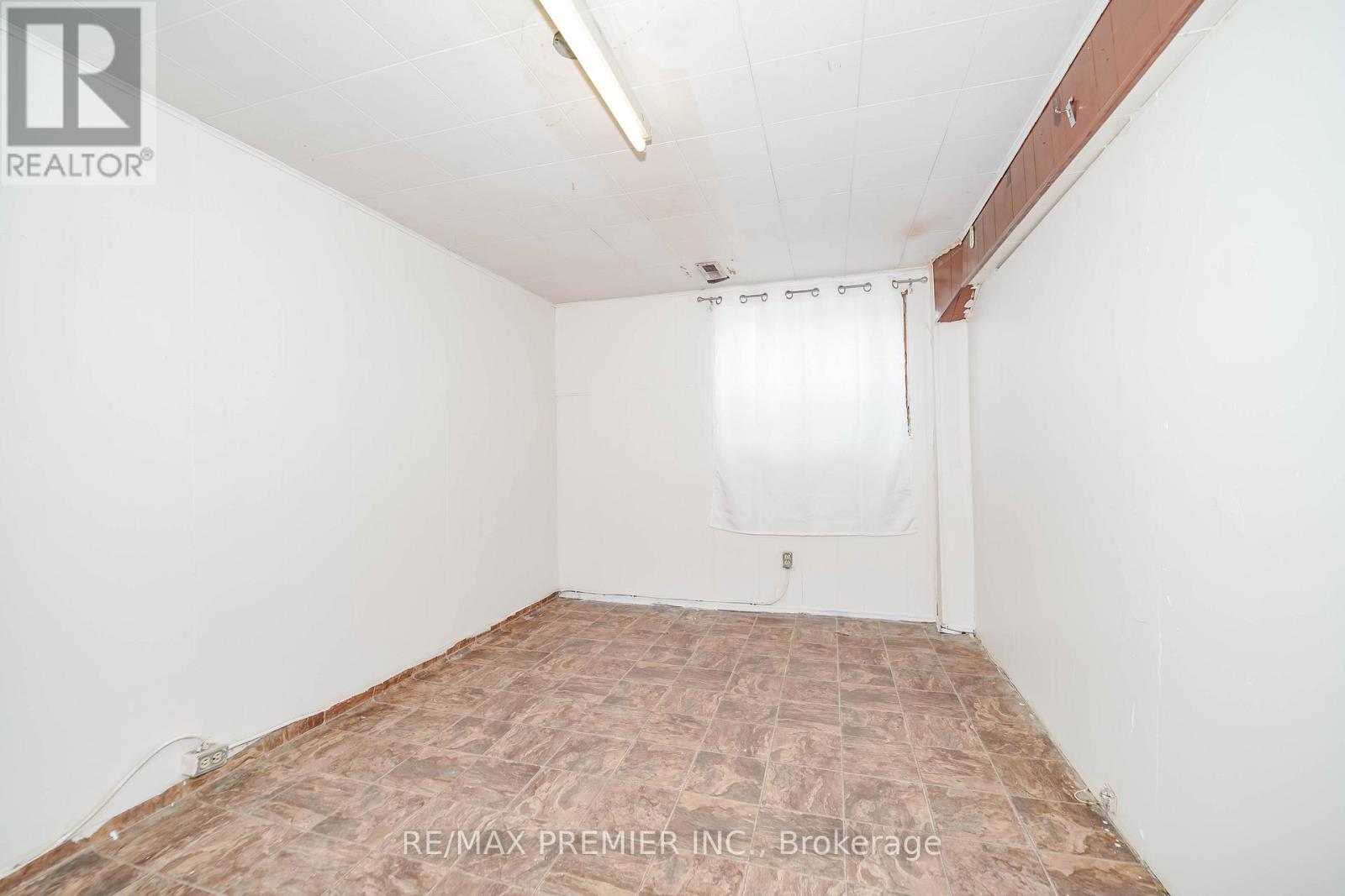 14 Yatescastle Drive Property Photo 30