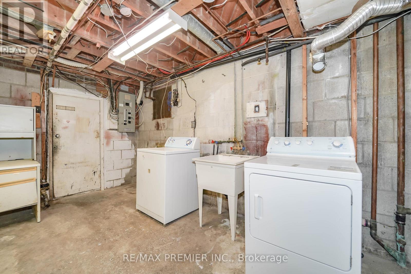 14 Yatescastle Drive Property Photo 36