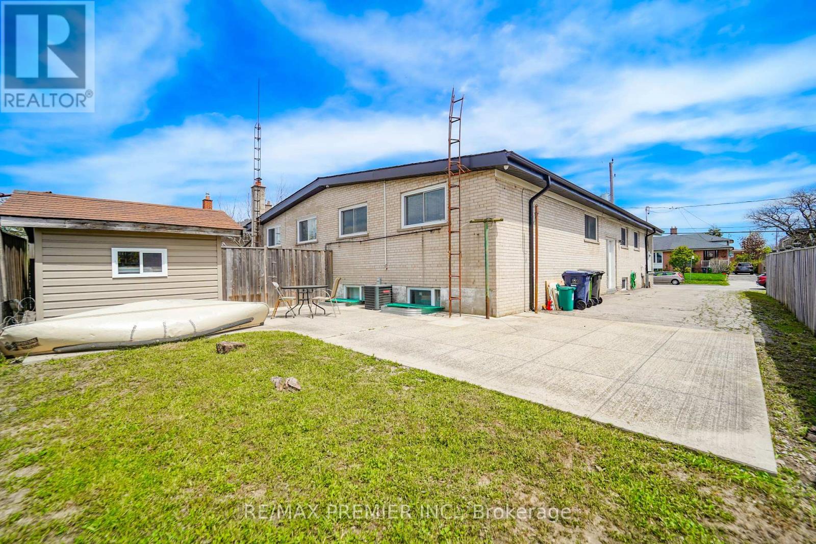 14 Yatescastle Drive Property Photo 40