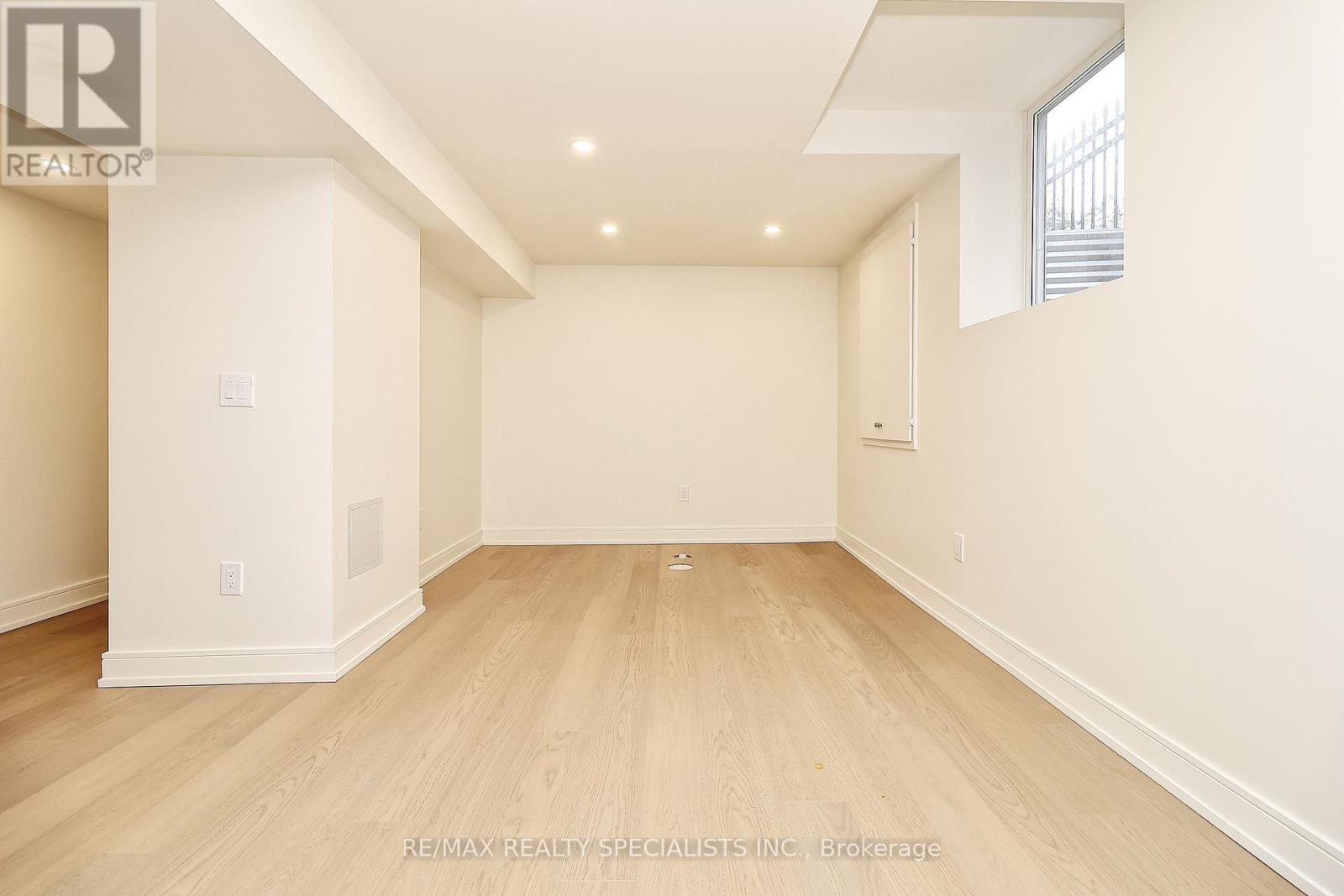 5815 Rainspring Drive Property Photo 19