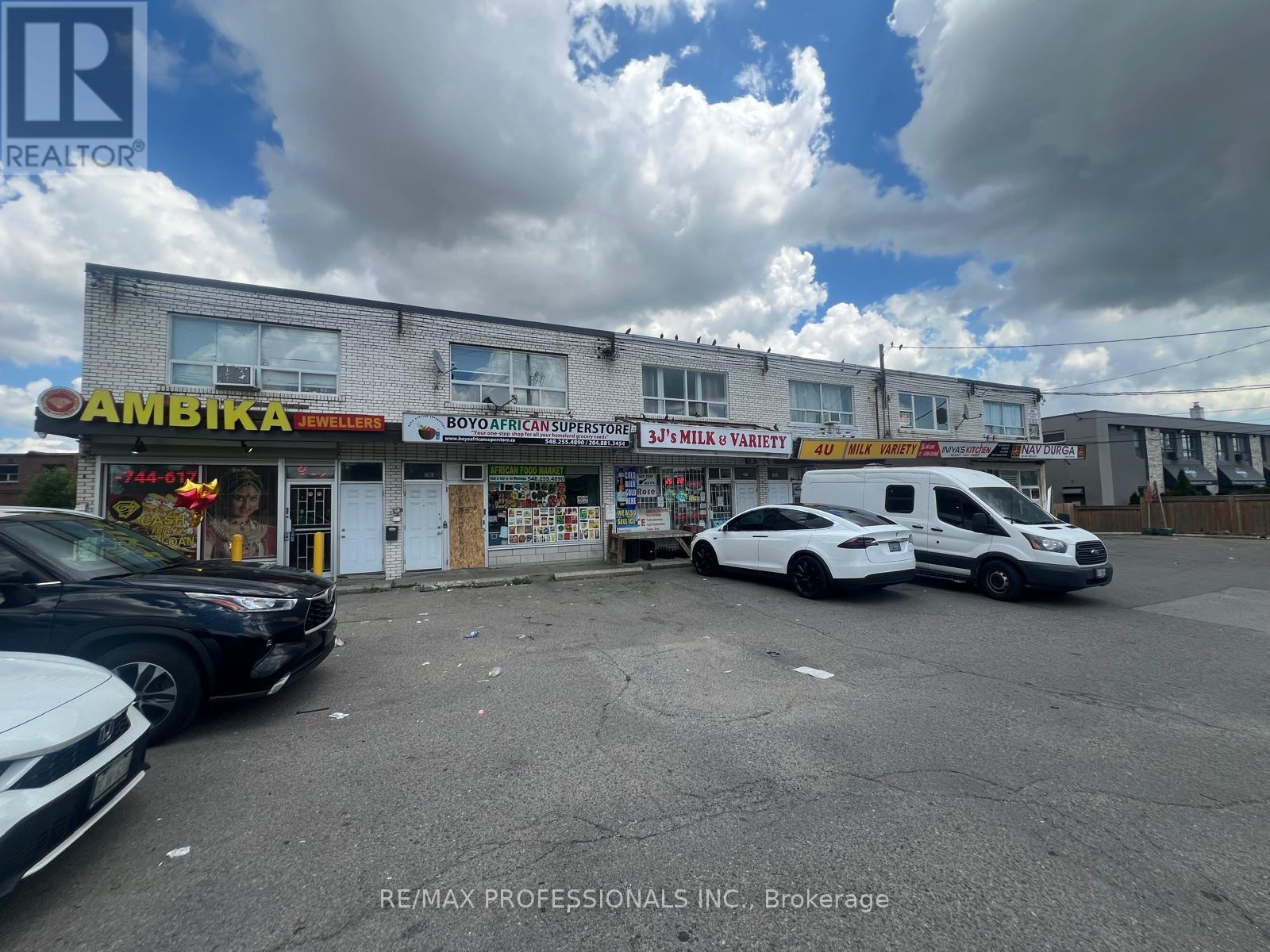 2995 ISLINGTON AVENUE