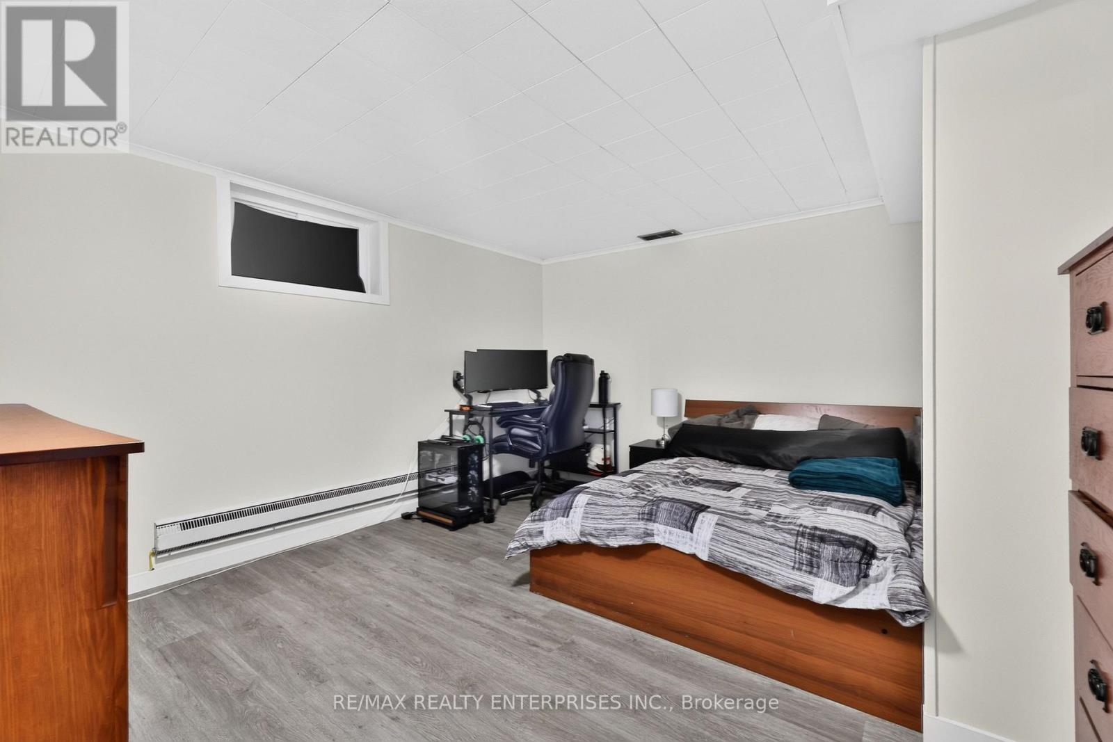 975 Cresthampton Lane Property Photo 31