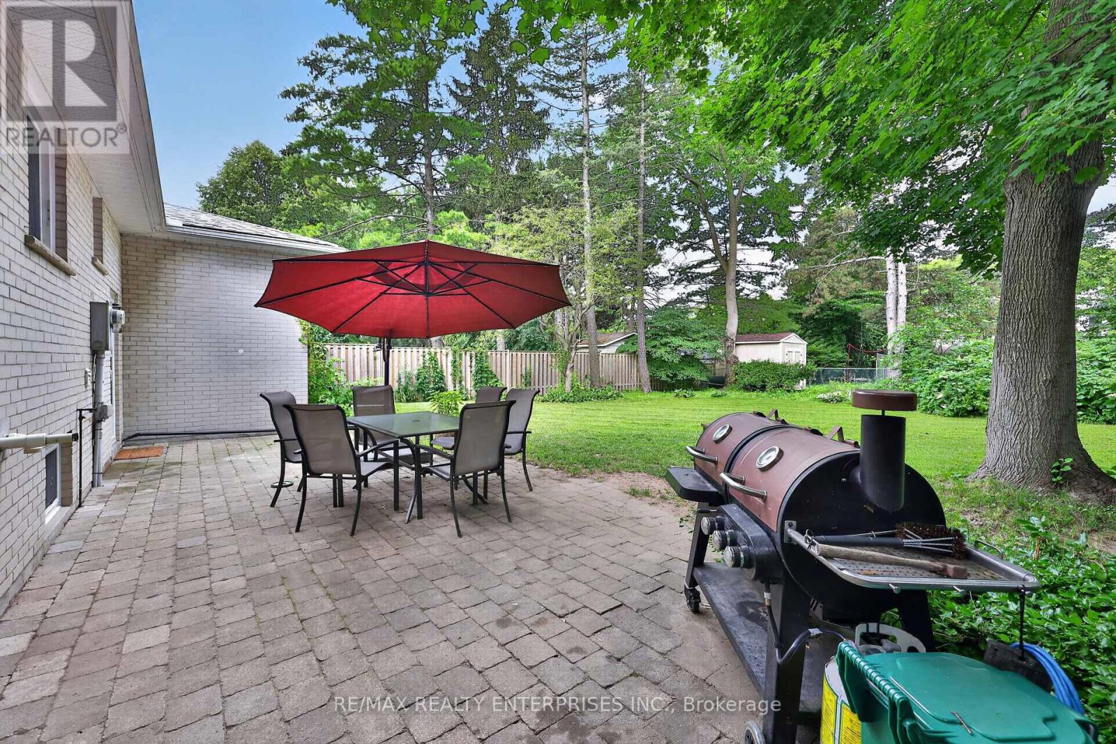 975 Cresthampton Lane Property Photo 39
