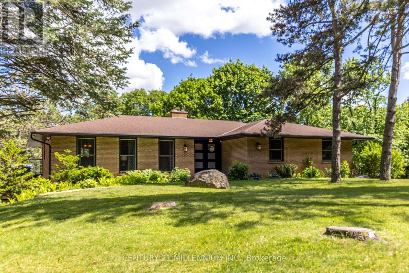 44 Gibson Lake Drive Property Photo 4