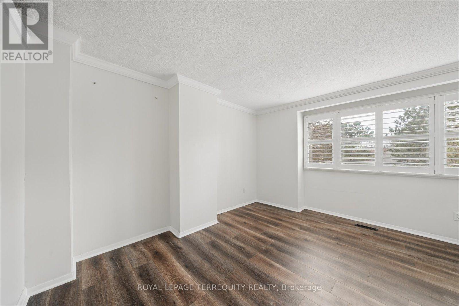 1825 Hyde Mill Crescent Property Photo 19