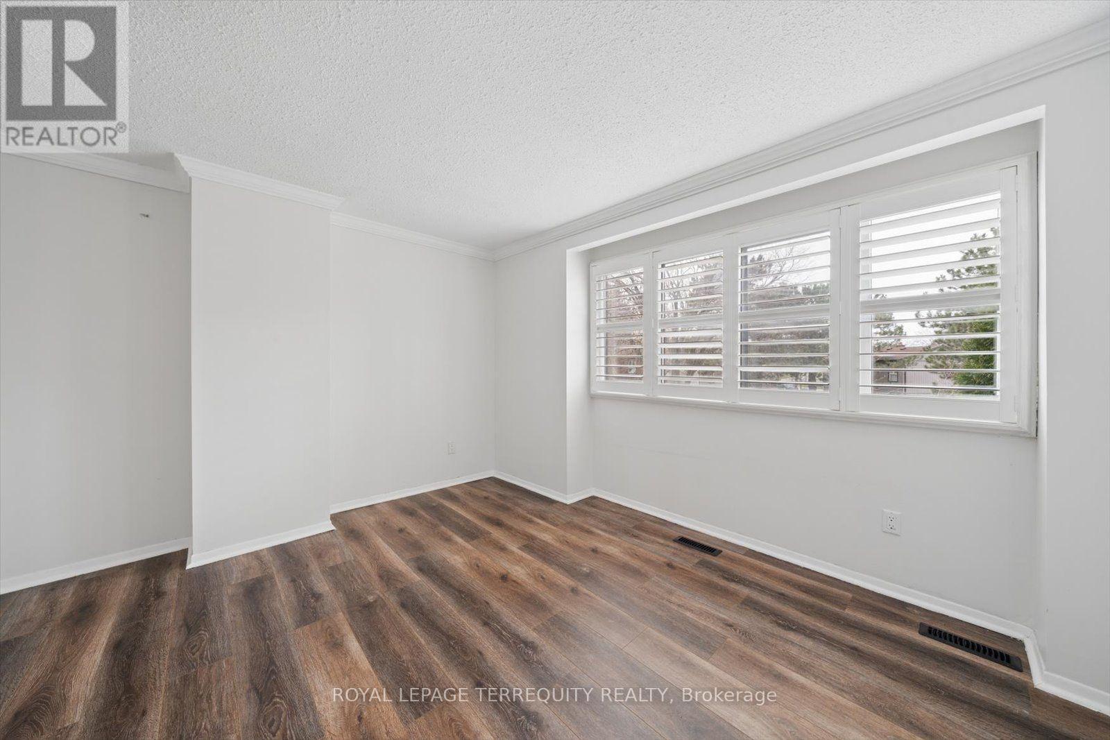1825 Hyde Mill Crescent Property Photo 20