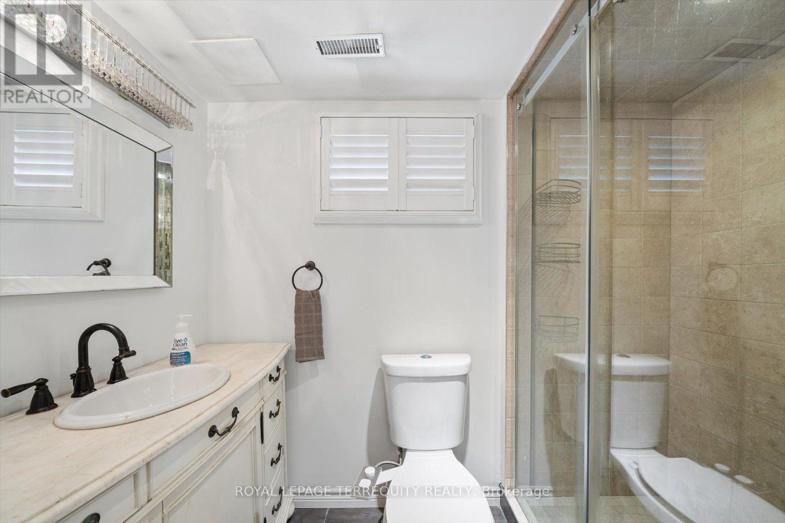 1825 Hyde Mill Crescent Property Photo 44