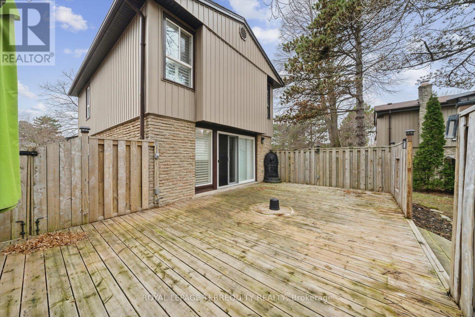 1825 Hyde Mill Crescent Property Photo 47