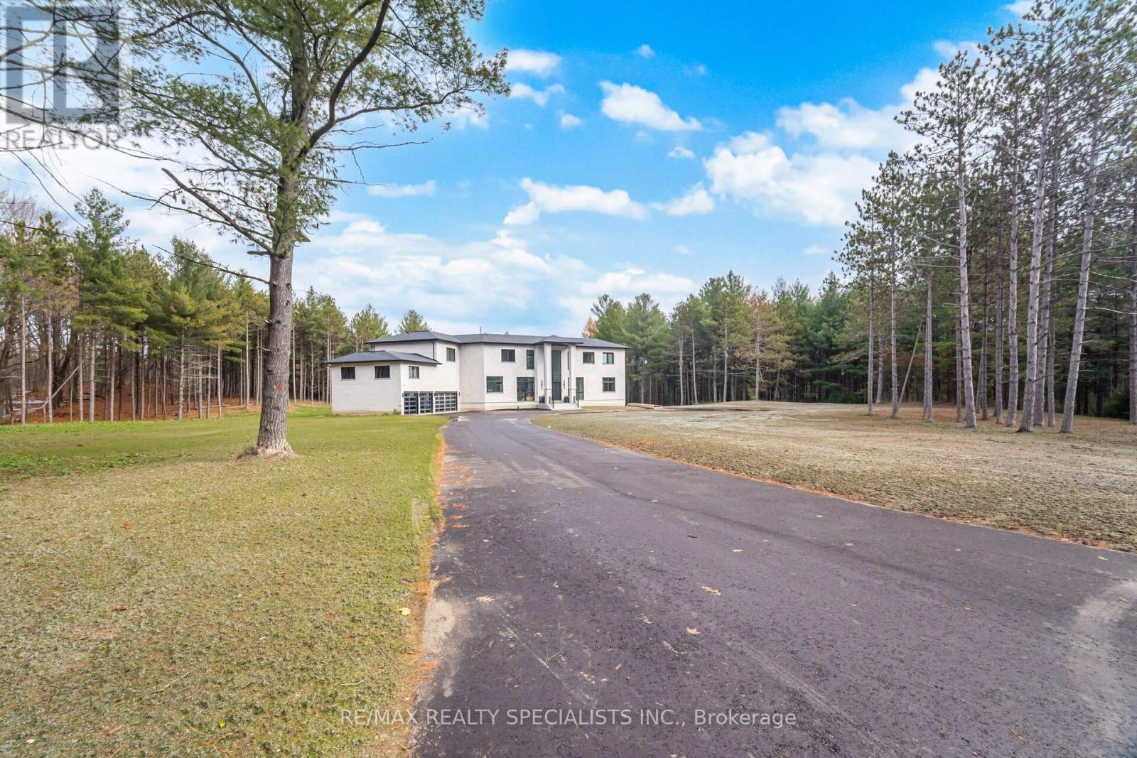 18785 The Gore Road Property Photo 42