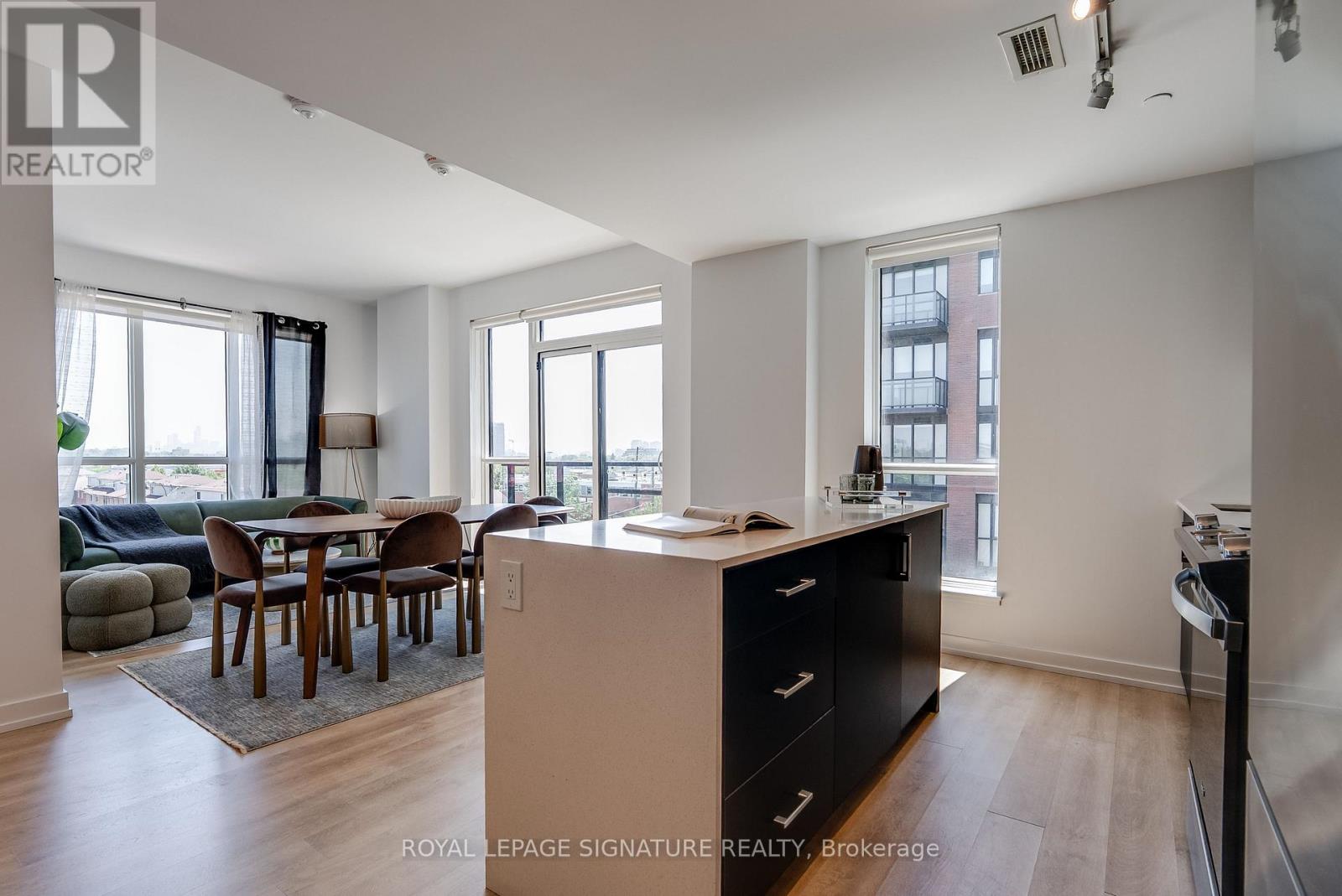 517 - 2300 St. Clair Avenue W Property Photo 1