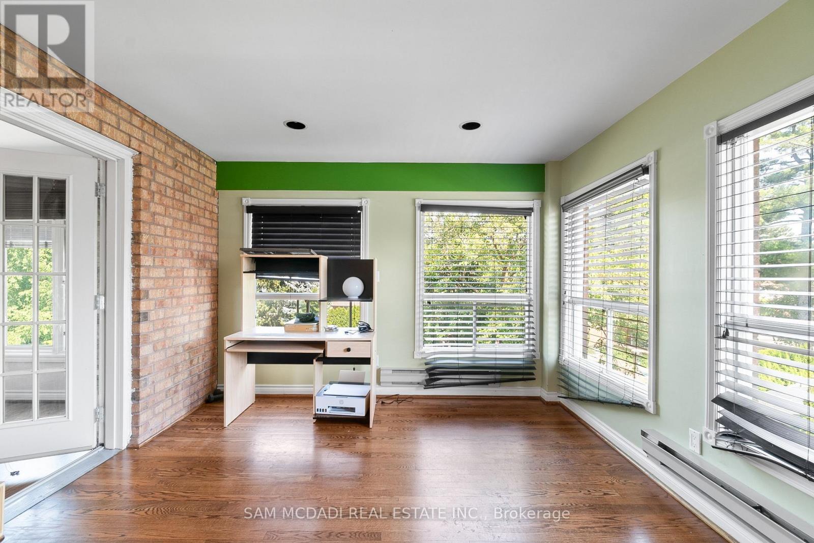 2339 Glengarry Road Property Photo 21