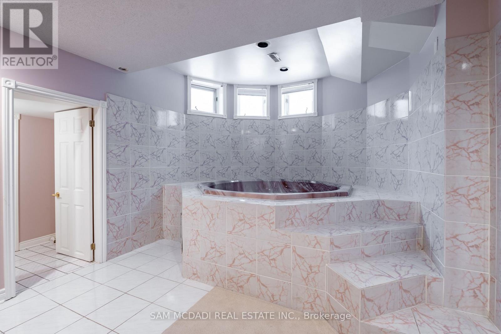 2339 Glengarry Road Property Photo 41