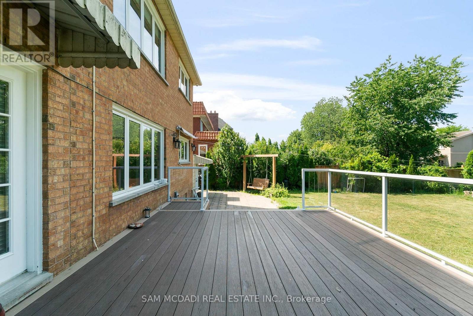 2339 Glengarry Road Property Photo 42