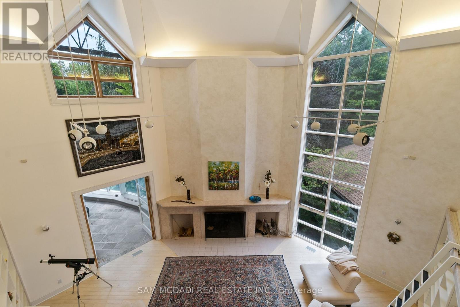 9 Flaherty Lane Property Photo 17