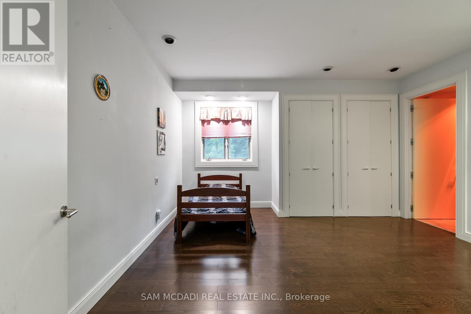 9 Flaherty Lane Property Photo 35
