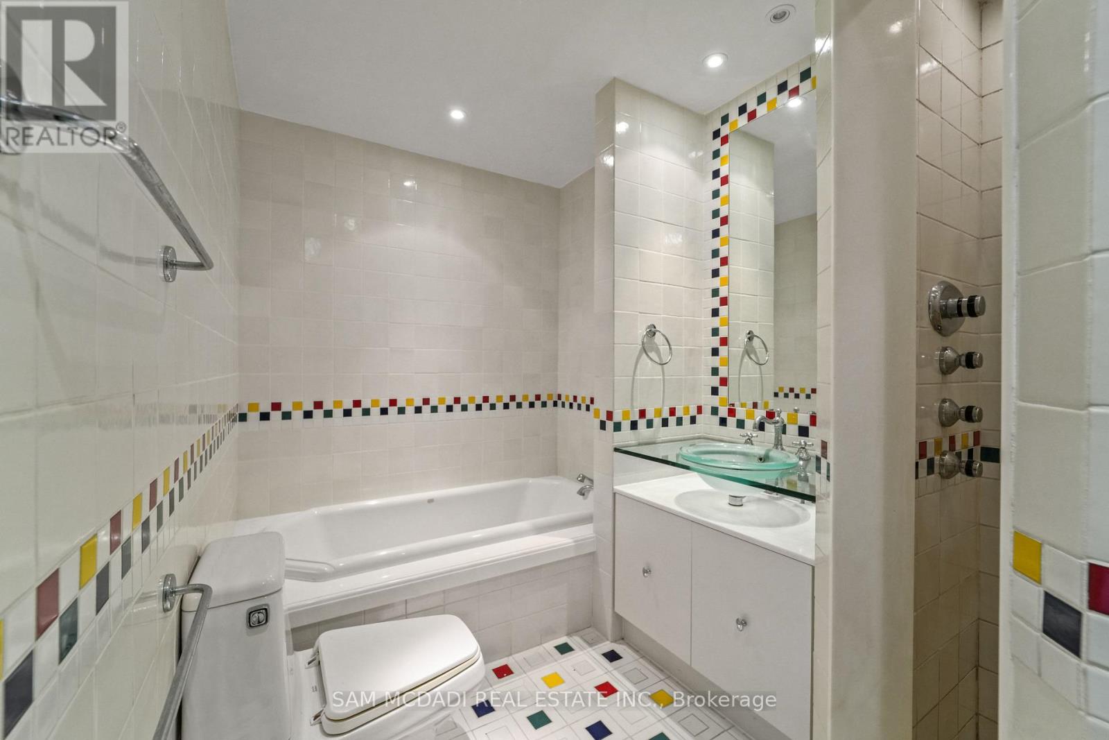 9 Flaherty Lane Property Photo 42