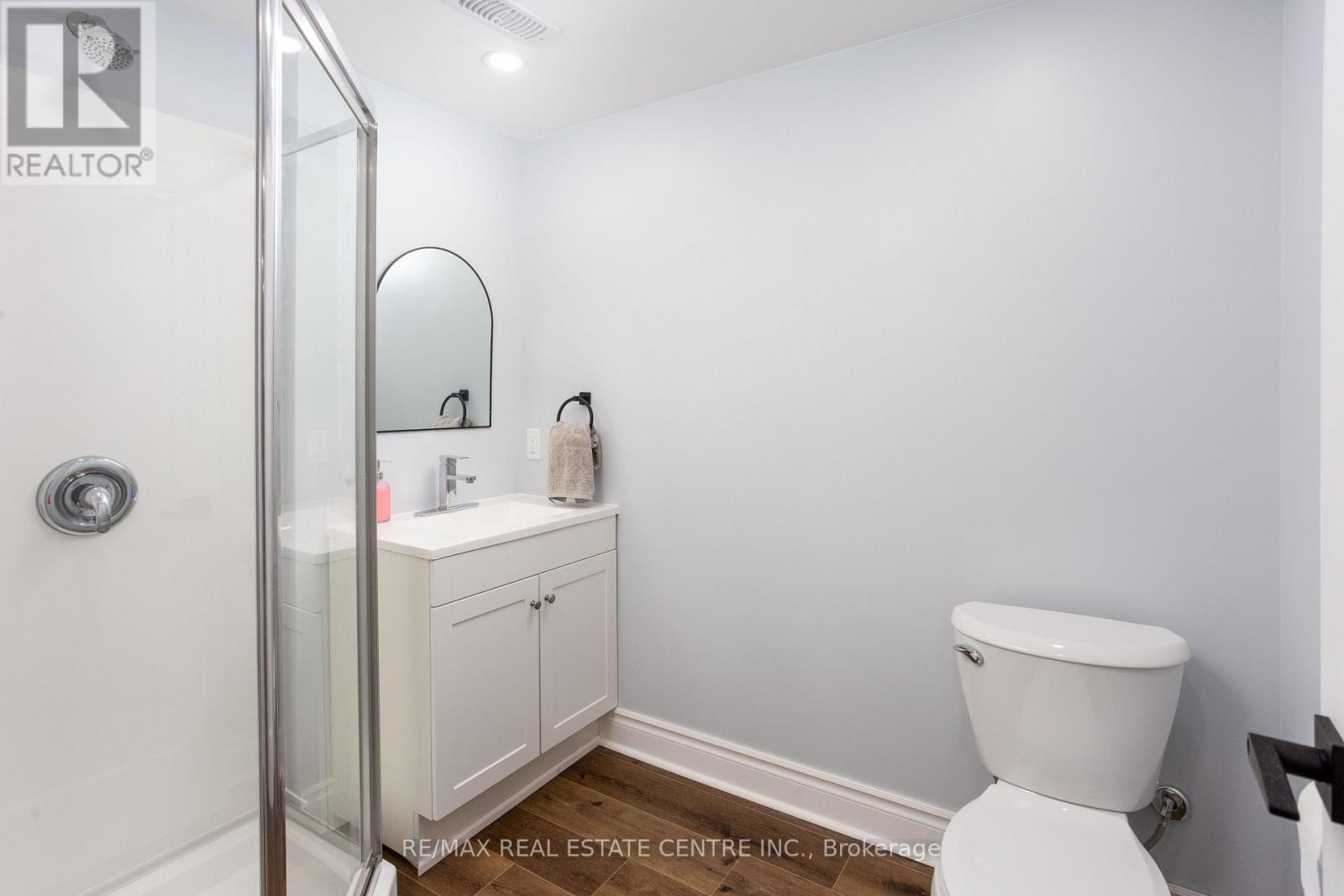 289 Archdekin Drive Property Photo 34