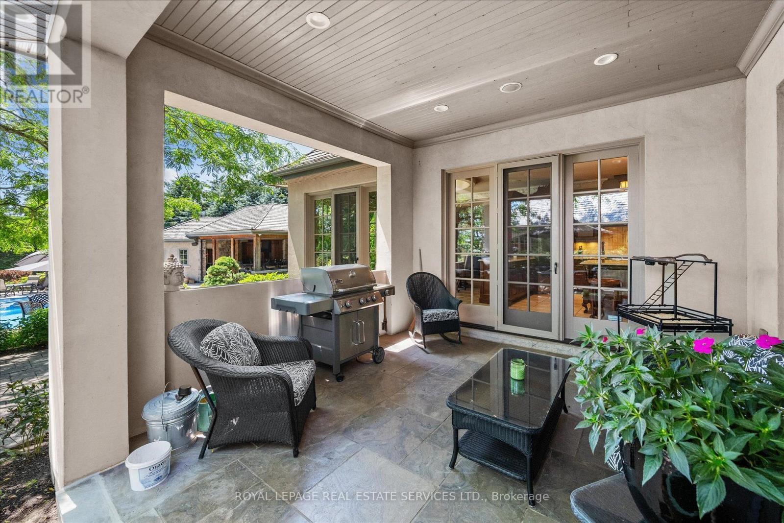 10090 Pineview Trail Property Photo 36