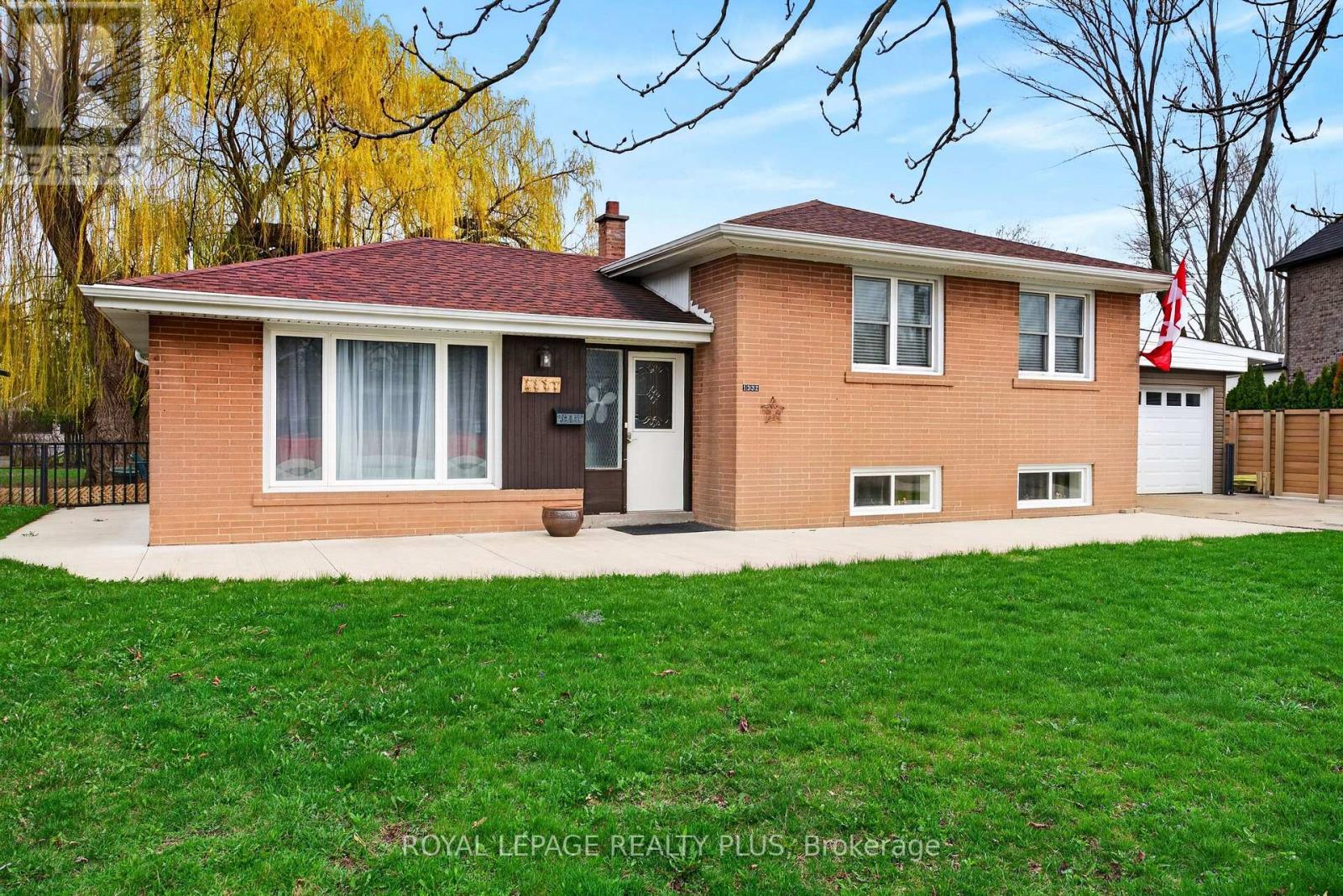 1332 Stanbury Road Property Photo 7
