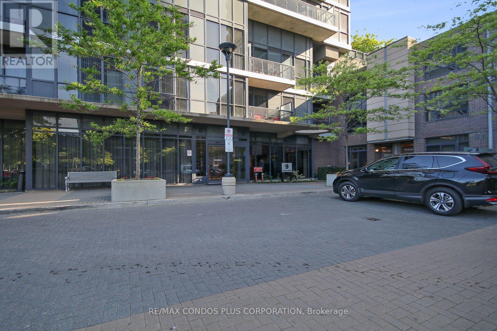 1802 - 9 Valhalla Inn Road Property Photo 3