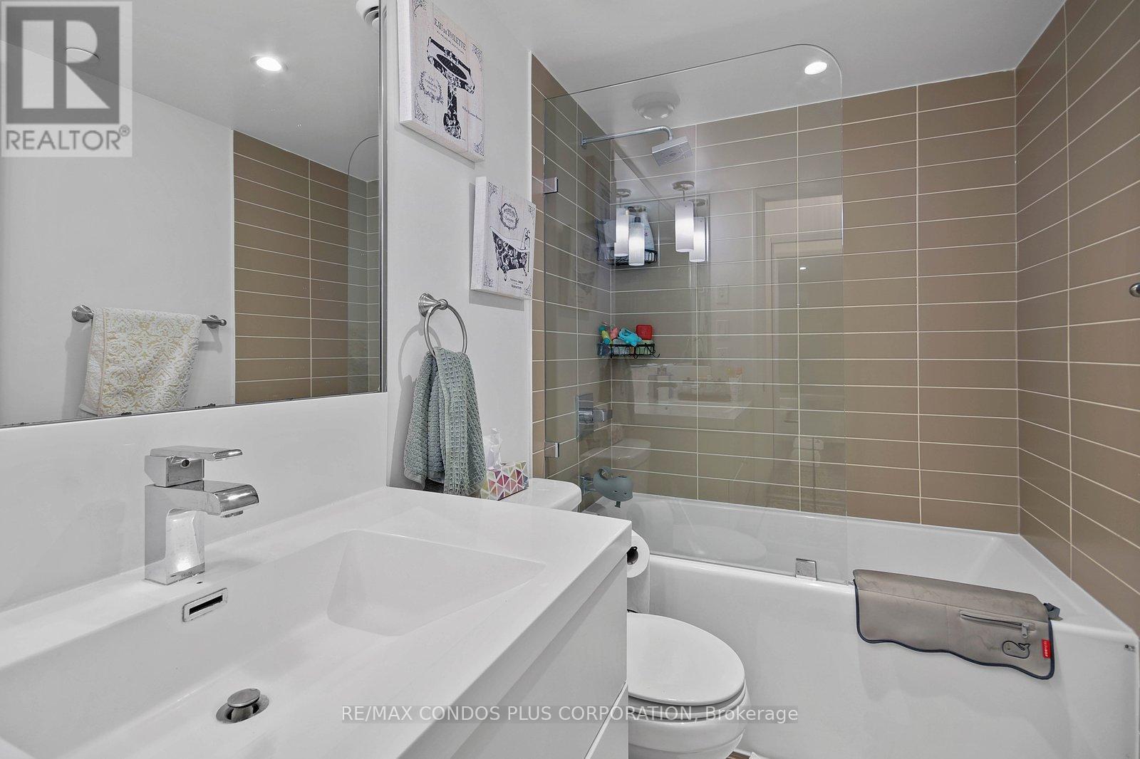 1802 - 9 Valhalla Inn Road Property Photo 26