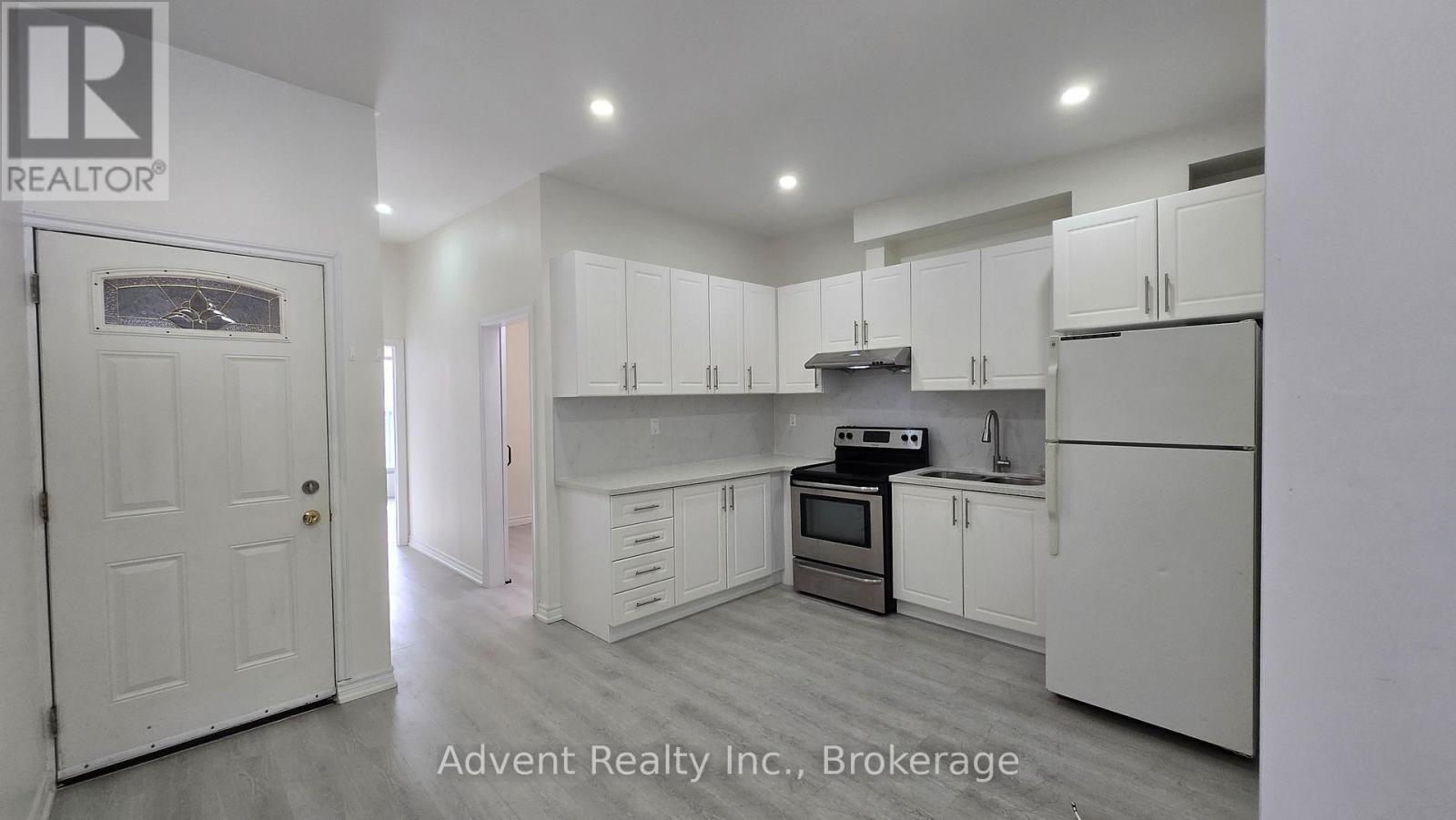 2nd Floor - 1454 Queen Street W Property Photo 1