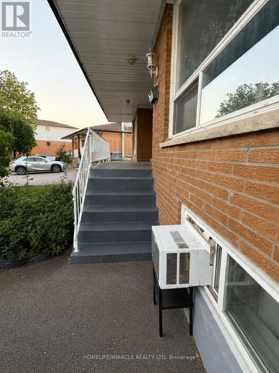 3145 Mallbridge Crescent Property Photo 4