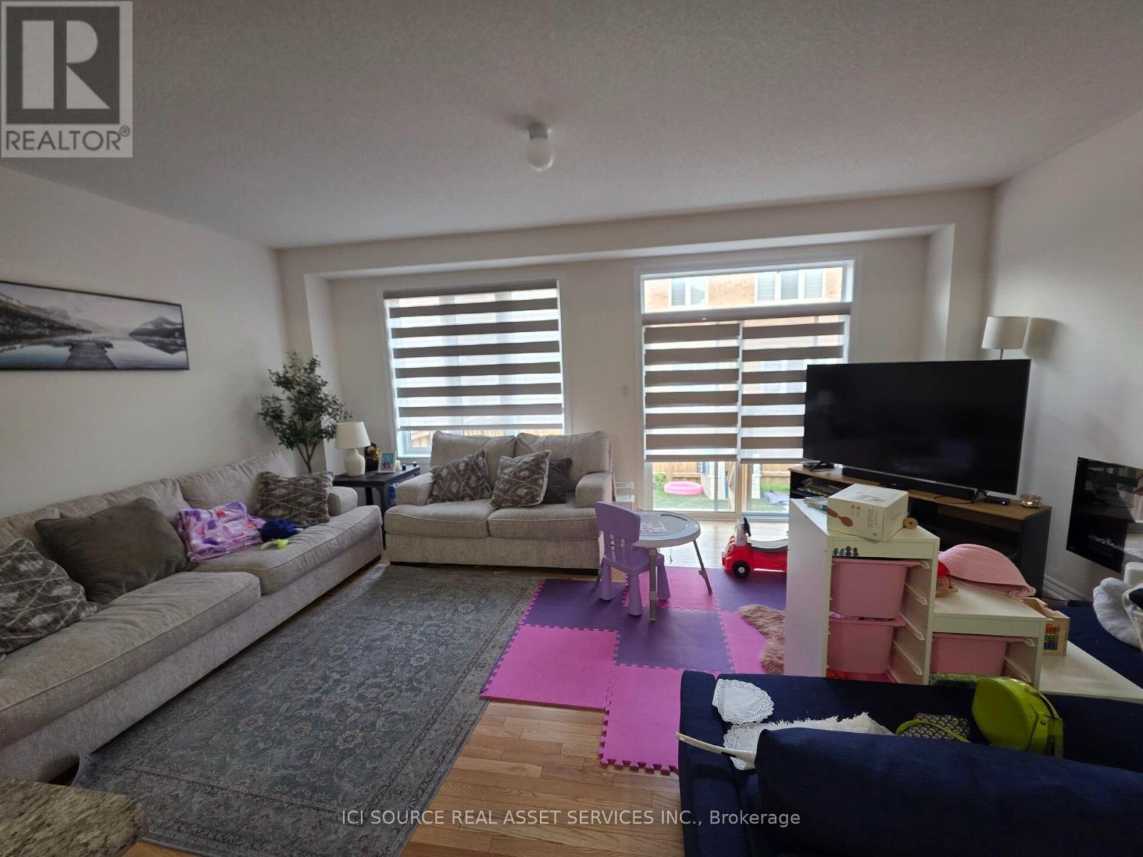 10 Brent Stephens Way Property Photo 1