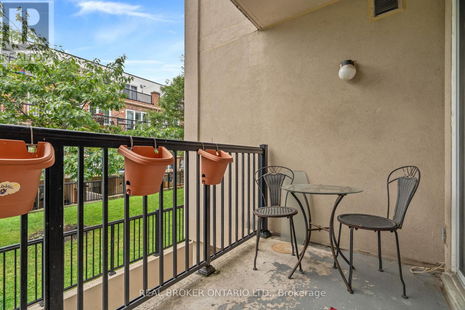 2066 - 3047 Finch Avenue W Property Photo 19