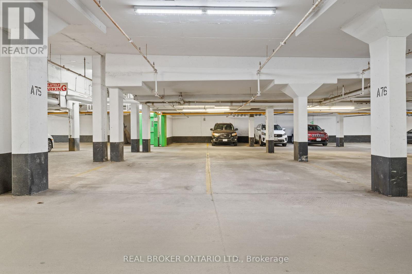 2066 - 3047 Finch Avenue W Property Photo 22