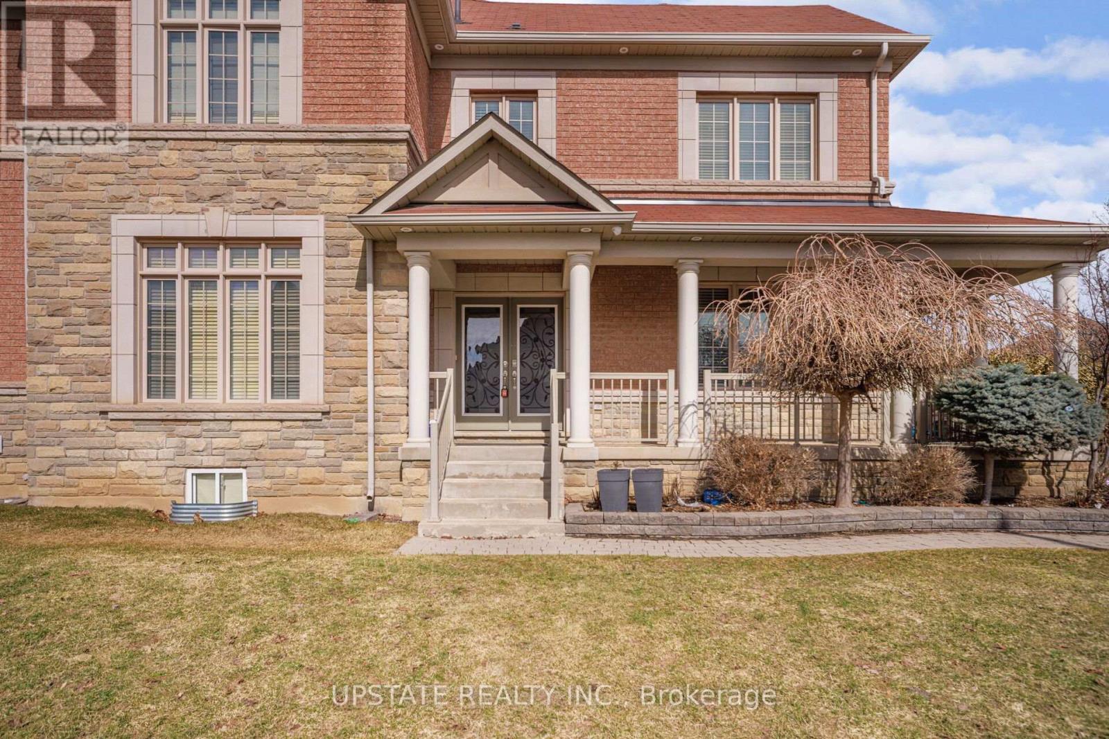 2 Beachville Circle Property Photo 2