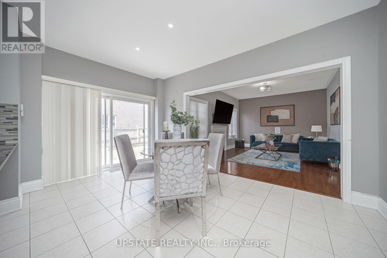 2 Beachville Circle Property Photo 13
