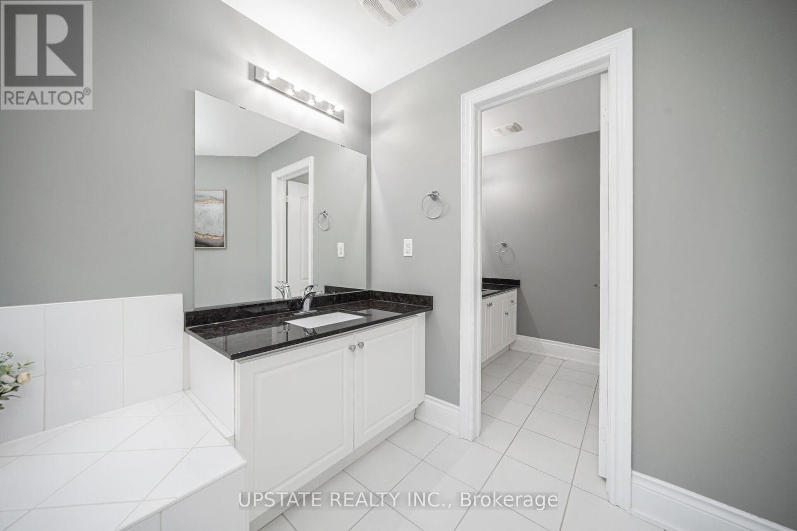 2 Beachville Circle Property Photo 23