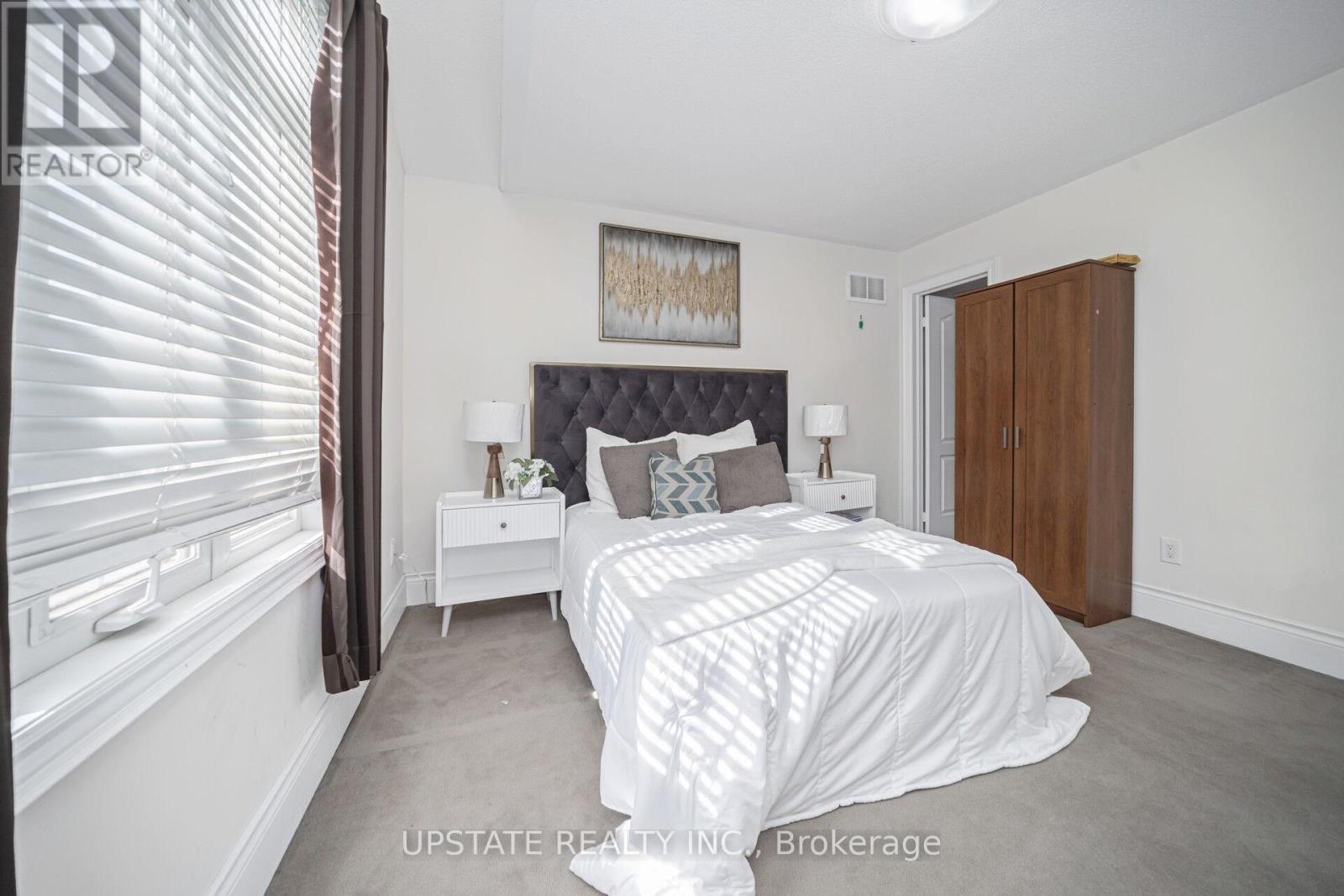 2 Beachville Circle Property Photo 28