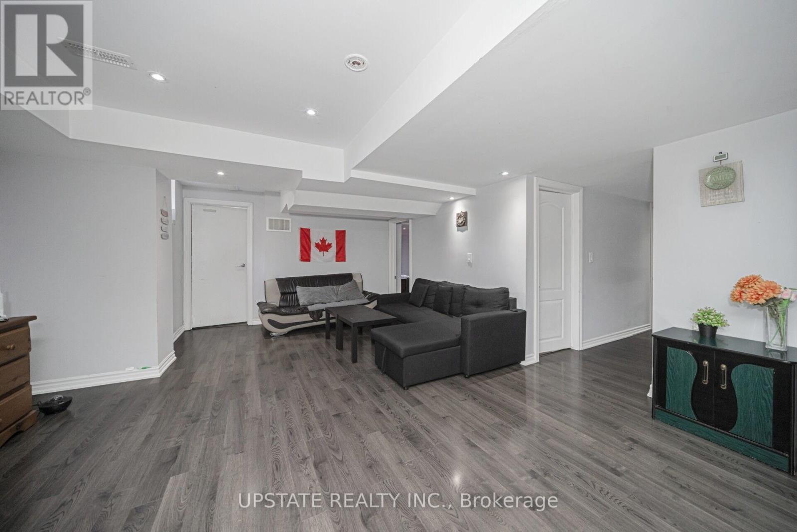 2 Beachville Circle Property Photo 31