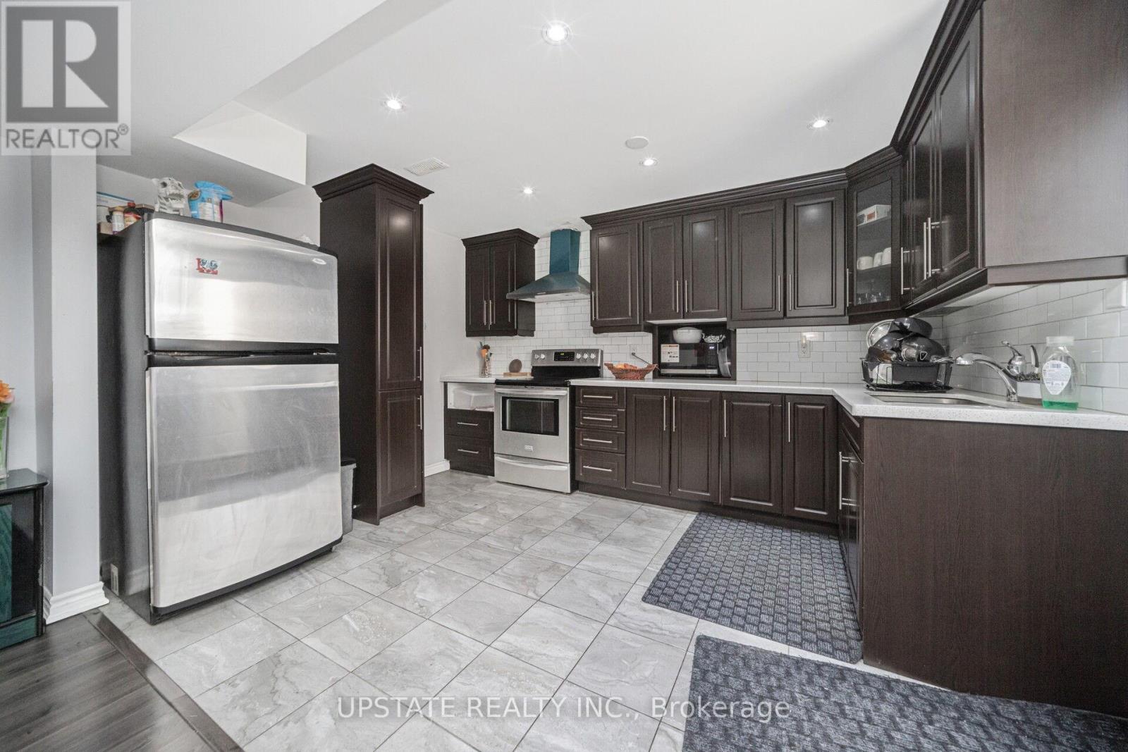 2 Beachville Circle Property Photo 33