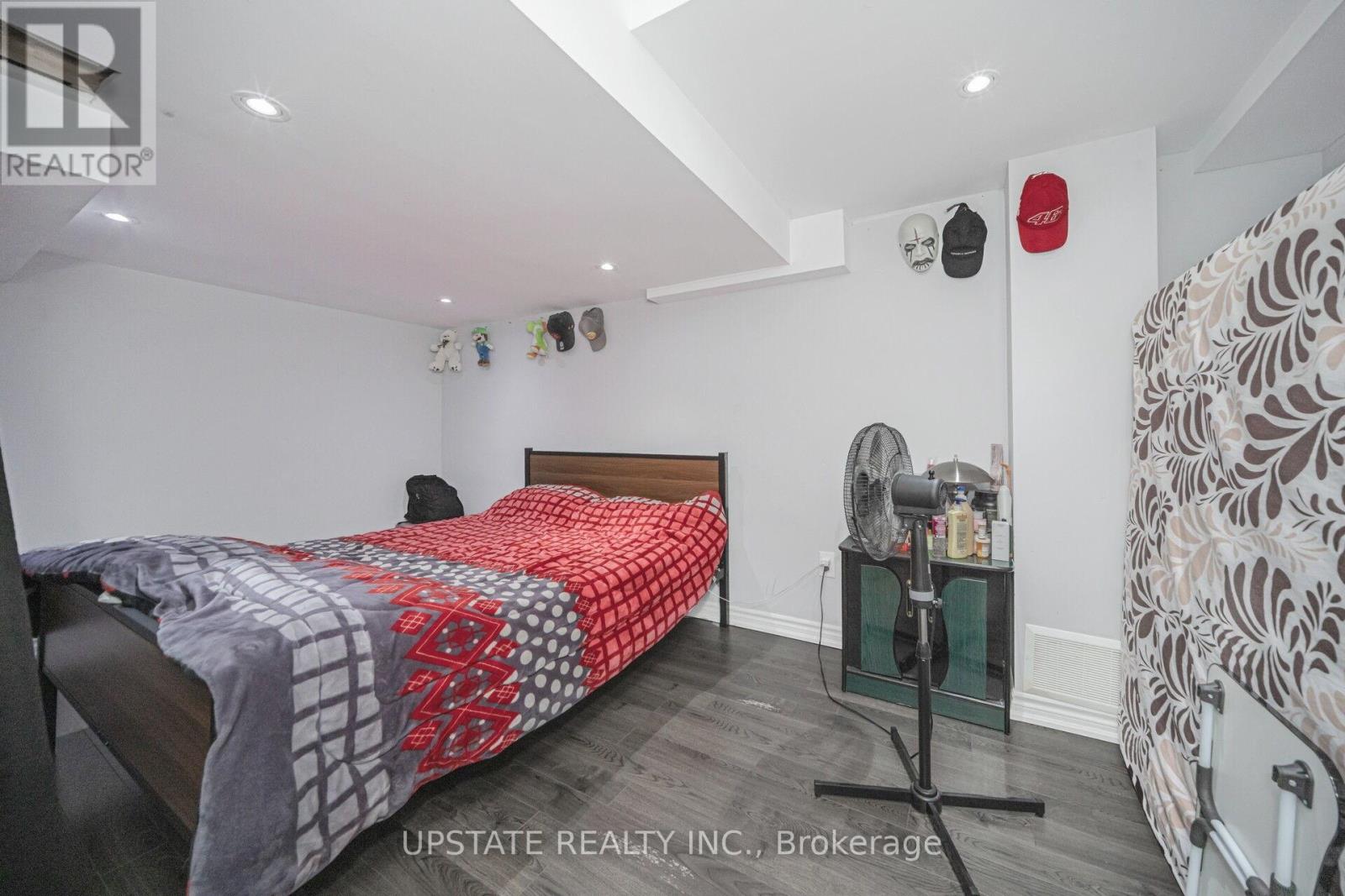 2 Beachville Circle Property Photo 35
