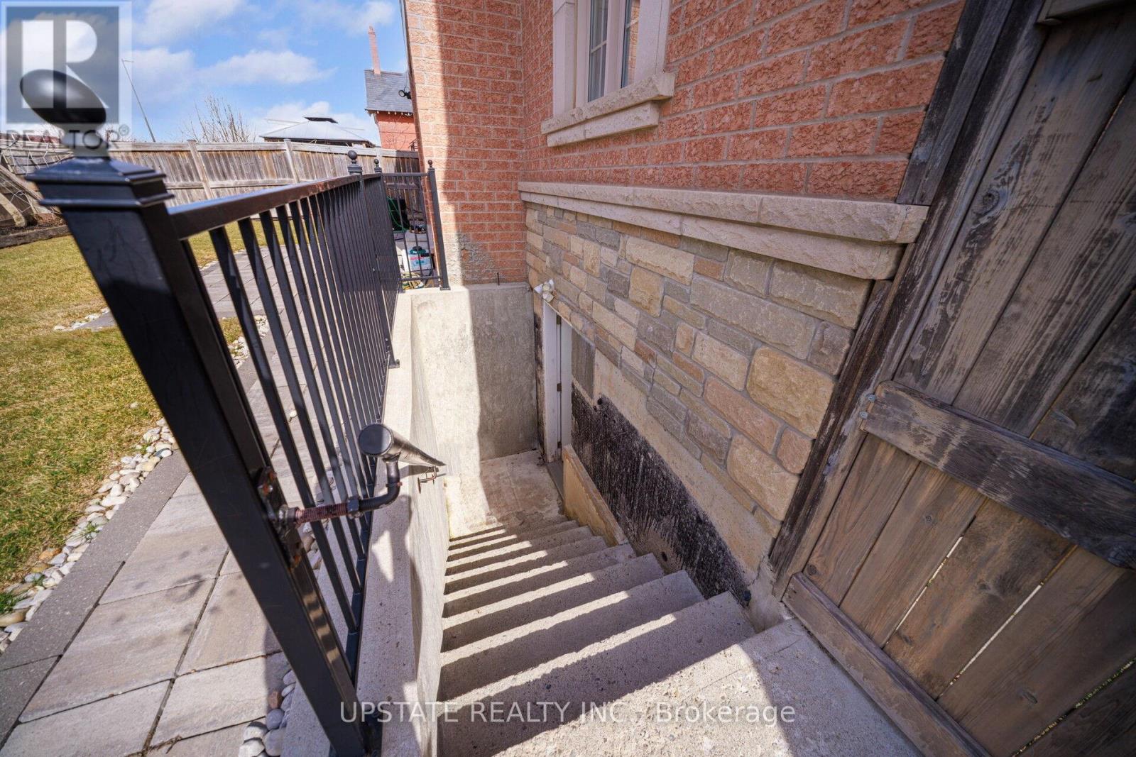 2 Beachville Circle Property Photo 38
