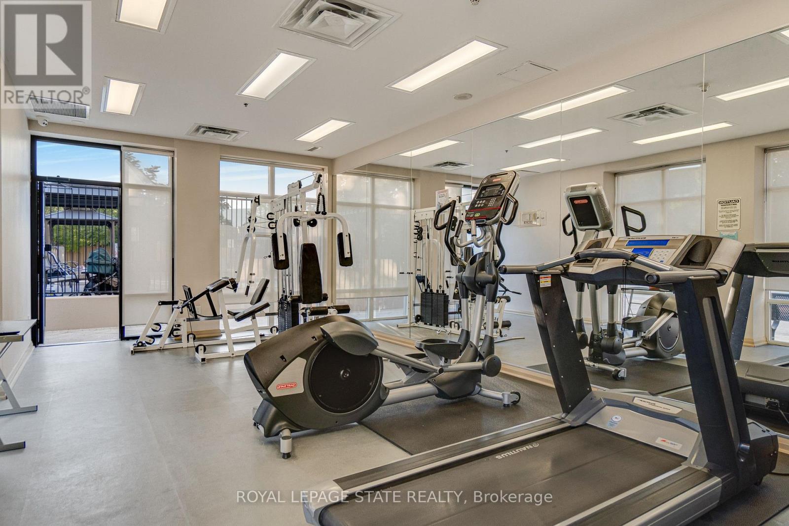 301 - 220 Forum Drive Property Photo 24