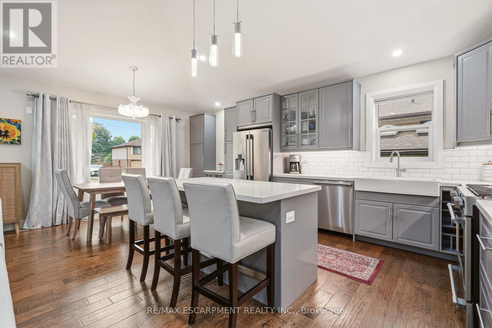 715 Drury Lane Property Photo 15
