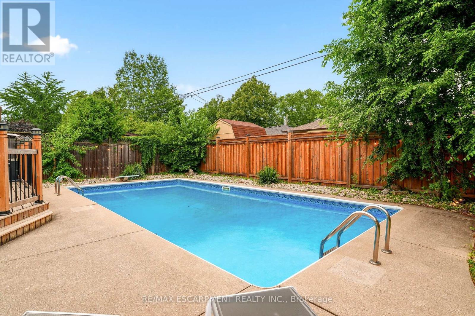 715 Drury Lane Property Photo 44