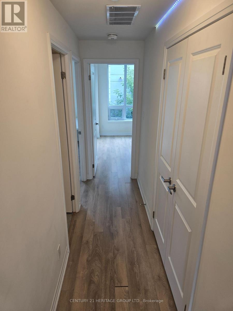 22 - 680 Atwater Avenue Property Photo 4
