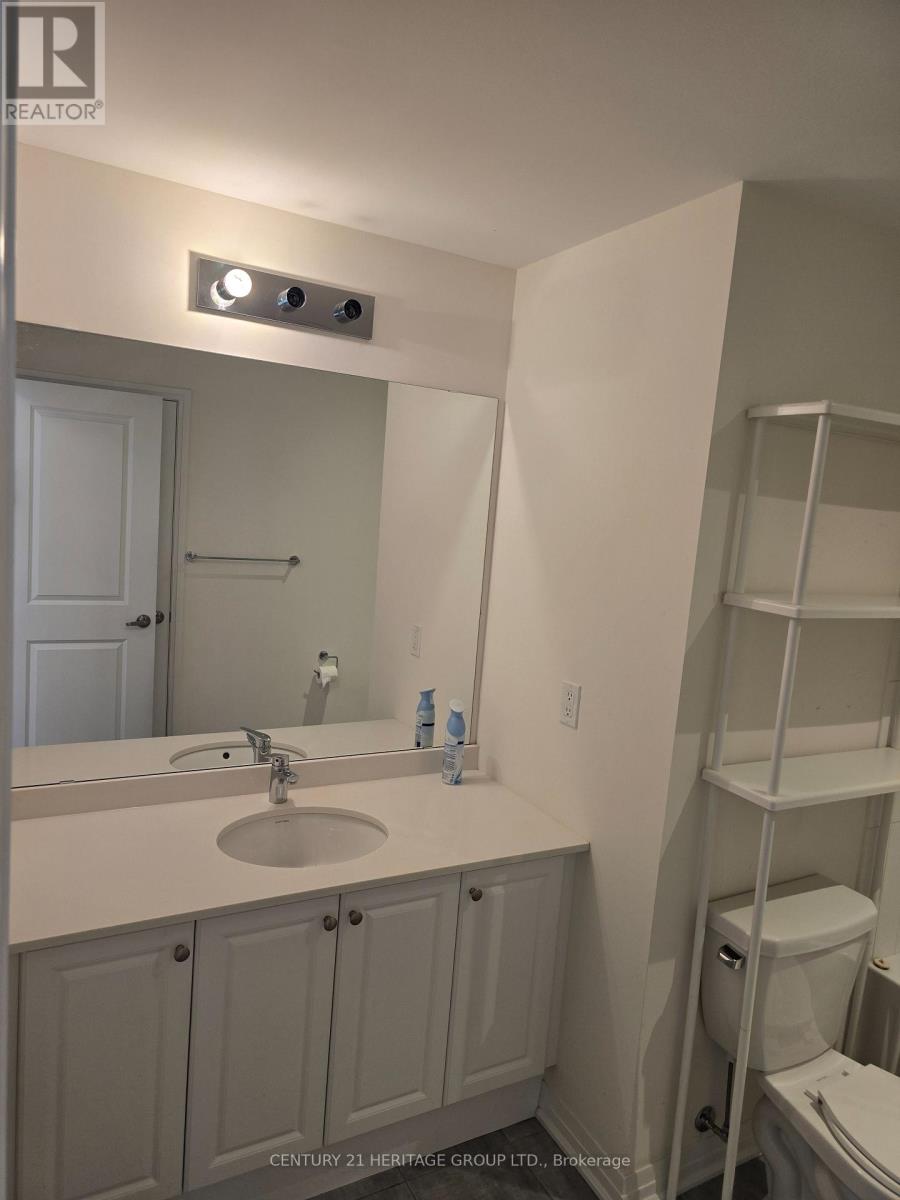 22 - 680 Atwater Avenue Property Photo 15