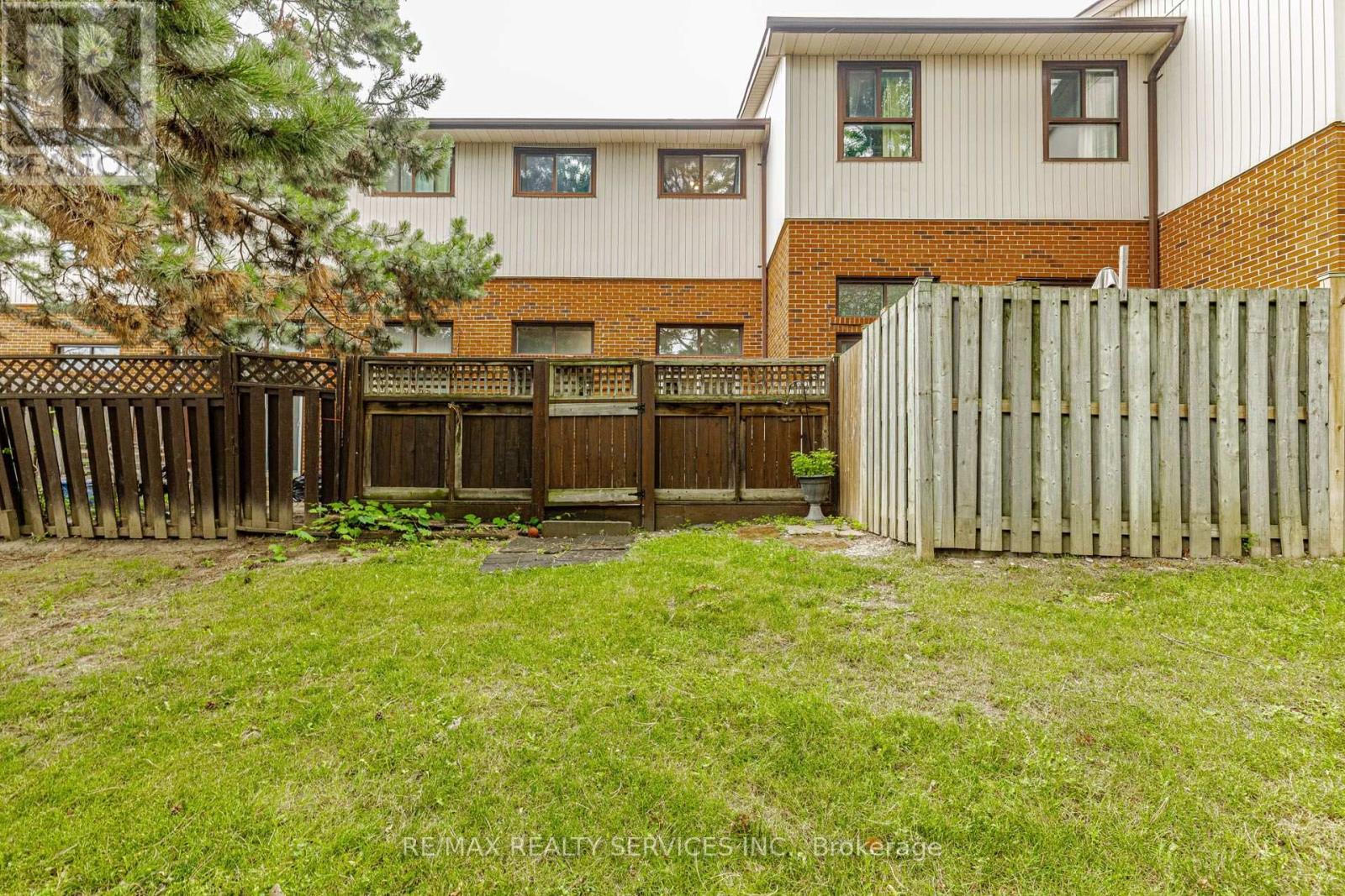 47 Dawson Crescent Property Photo 32