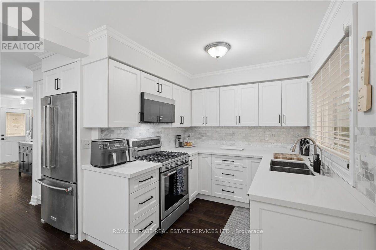 5185 Bunton Crescent Property Photo 6