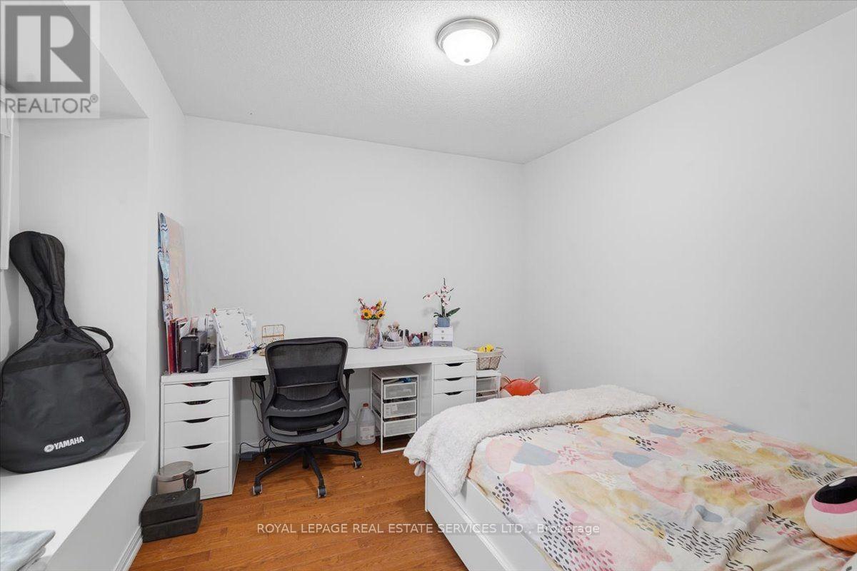 5185 Bunton Crescent Property Photo 11
