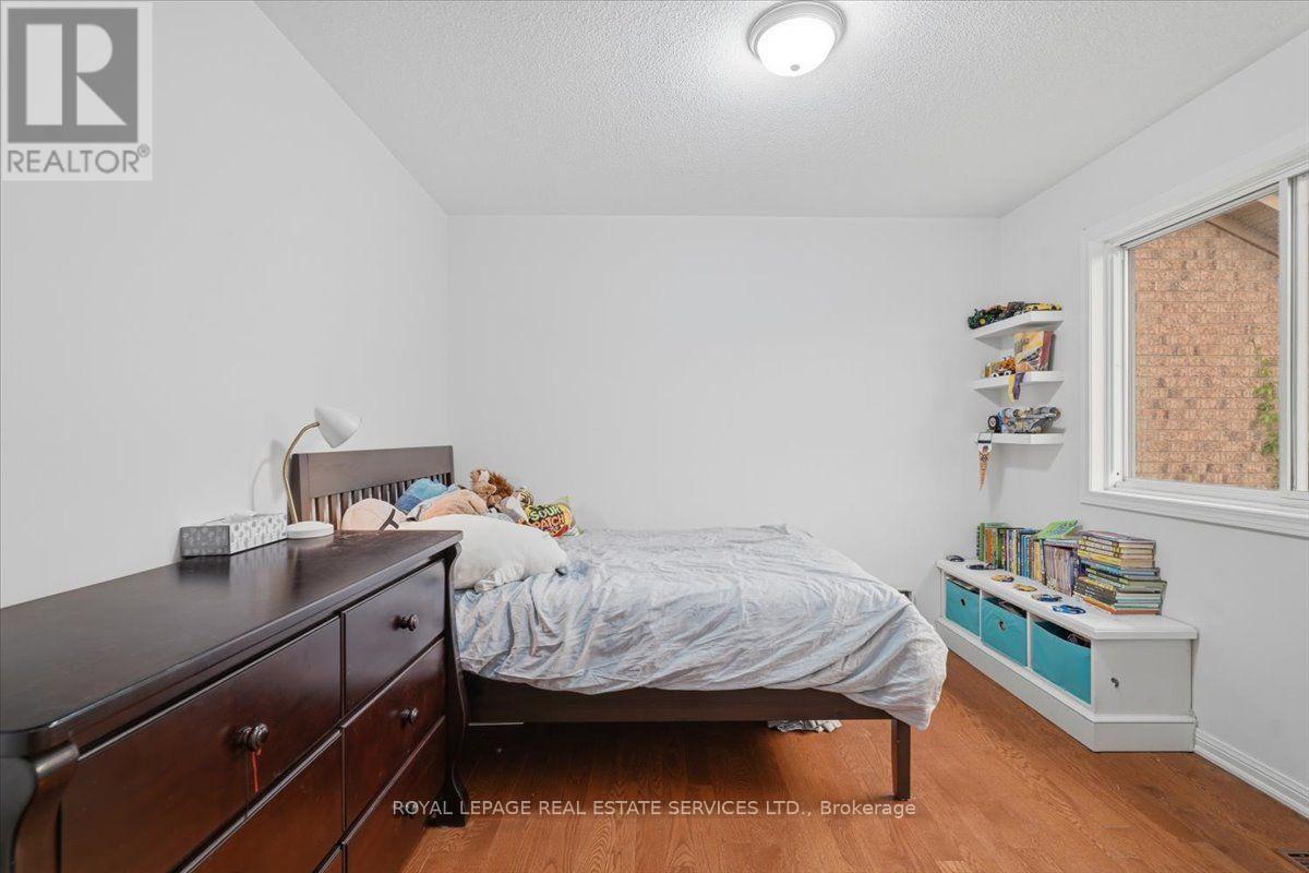 5185 Bunton Crescent Property Photo 12