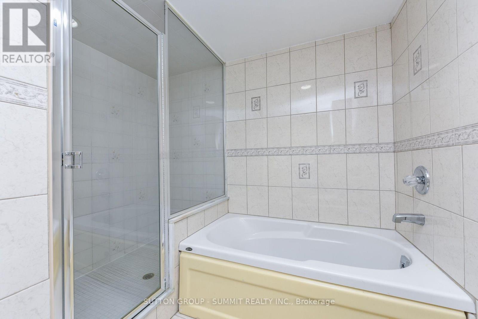 1404 - 3605 Kariya Drive Property Photo 33