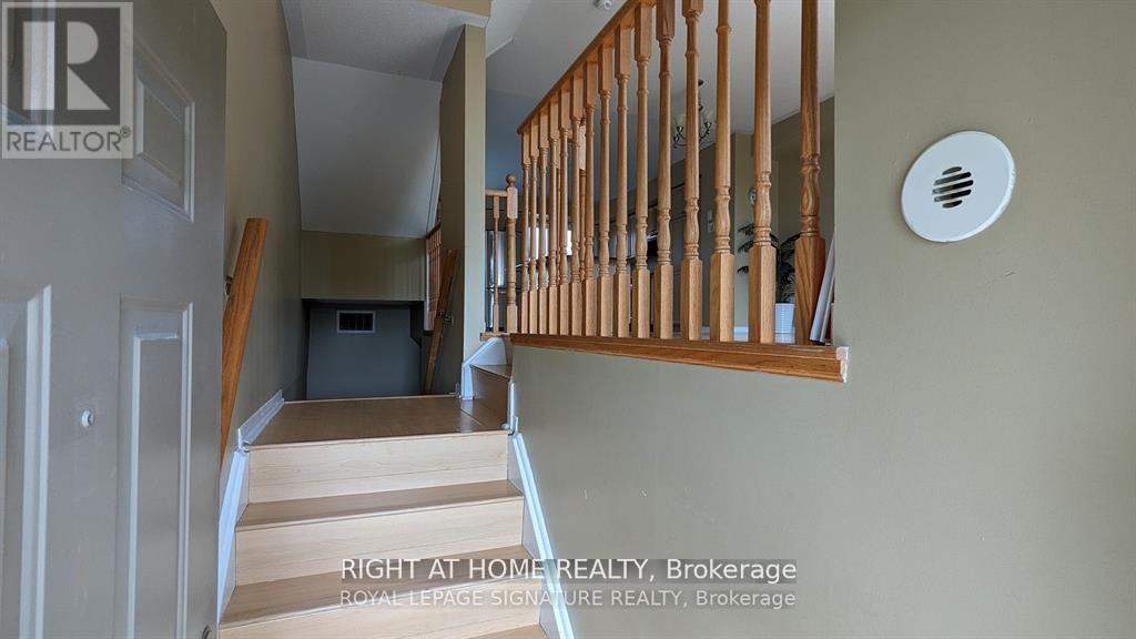 27 - 4869 Half Moon Grove Property Photo 4